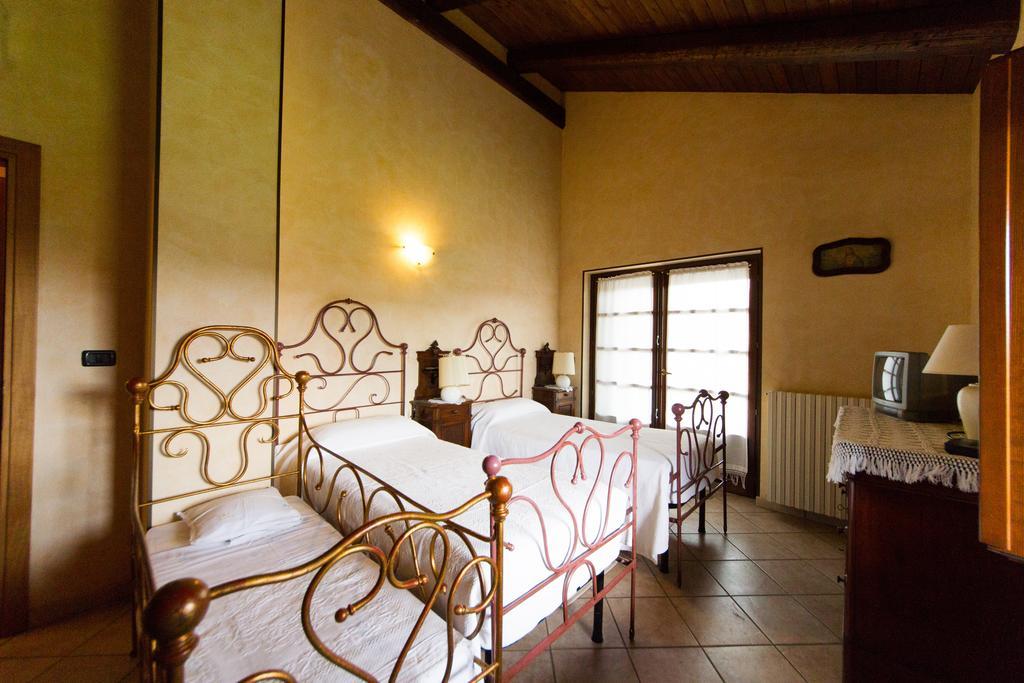 Agriturismo La Ca 'D Majin Poirino Номер фото
